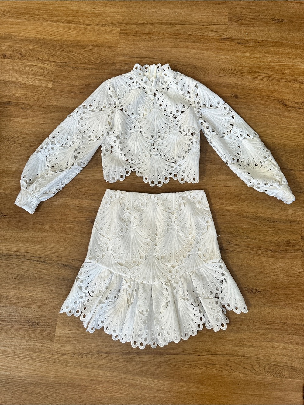 MAJE 🤍 Cropped White Eyelet Lace Two-Piece Set with Skirt size 6 - Picture 13 of 15